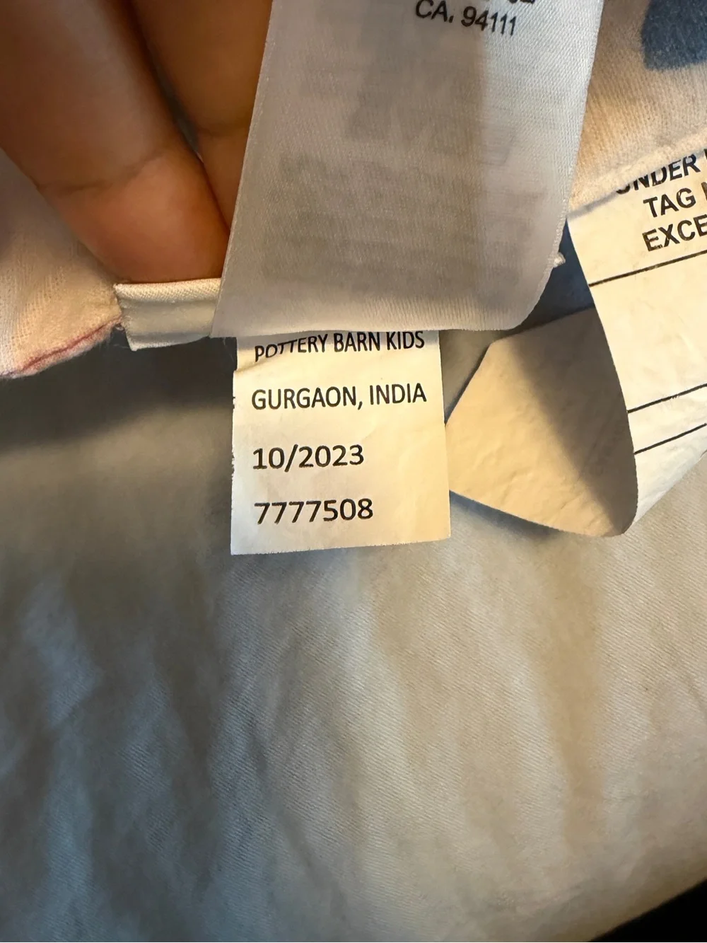 Pottery Barn Kids Heritage Rainbows wholecloth Quit Queen Size Comforter